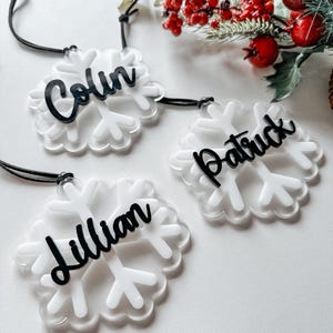 Personalized Snowflake Christmas ornament Custom acrylic snowflake 3D acrylic  white snowflake ornament kids frosted acrylic ornament