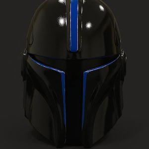 K&ouml;nnte beinhalten: Ein gl&auml;nzender schwarzer Helm mit blauen Akzenten. Der Helm hat einen zentralen blauen Streifen und blaue Verzierungen um den Visierbereich. Das Design ist elegant und futuristisch, mit einem polierten Finish.