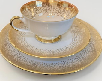 Trio de tasses à thé bavaroises en porcelaine dorée vintage Hutschenreuther Selb Bavaria tasses à thé, soucoupe et assiette à dessert
