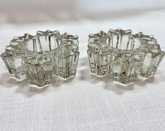 Paire de bougeoirs étoiles en verre glacé de style scandinave MCM