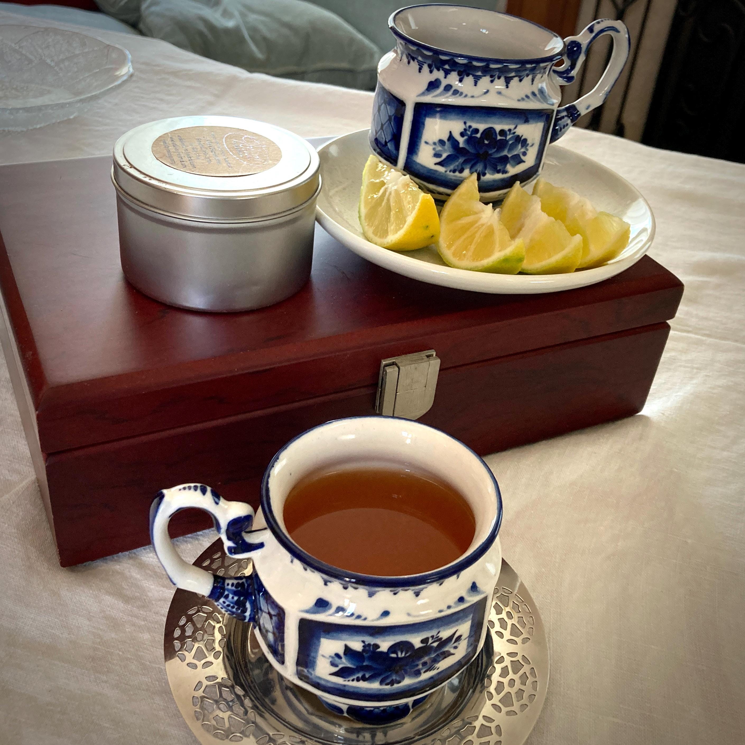 Antique russe porcelaine Kuznetsov tasse et soucoupe Dulevo