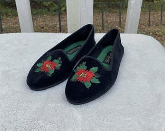 Bailarinas vintage de los 90, edición navideña, con bordado de flor de Pascua.