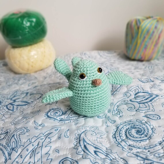 小さなかぎ針編みの鳥（あみぐるみ） - Etsy 日本
