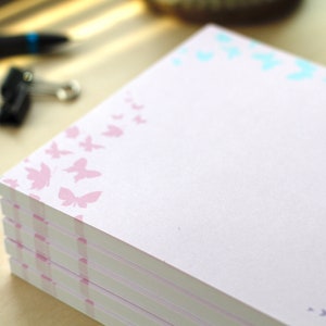 Butterfly Notepad: Pastel Tear-Off Pad, Office Gift (5.5x8.5)