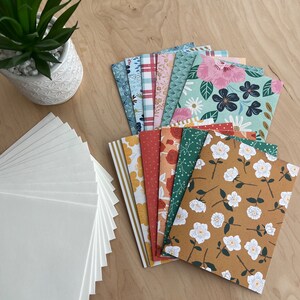 Jeu de cartes vierges assorties (12 cartes + enveloppes)