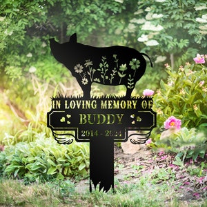 Personalized Pig Memorial Stake: Pet Loss Garden Decor