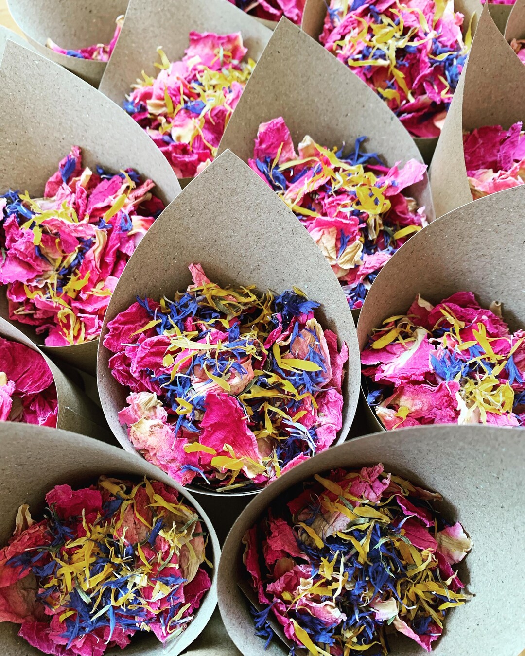 Customized Confetti Wedding Confetti With Customized Biodegradable Glassine Bags ...