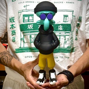 MR S – Limited Edition Designer Art Spielzeug von Toyuri Studios -