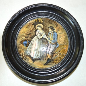 Uma tampa de panela antiga emoldurada em Prattware intitulada &quot;Second Appeal&quot; por volta de 1860