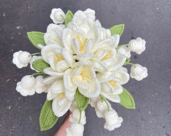 Crochet bouquet,Handmade flowers bouquet,crochet flower bouquet,valentine’s day and mother day, The bride carried flowers