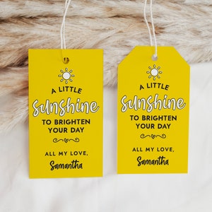 A Little Sunshine To Lighten Your Day Geschenkanhänger, Gelber Sonnenschein Geschenkanhänger, Box Of Sunshine, Geschenkanhänger für Freunde Mitarbeiter Lehrer Personal