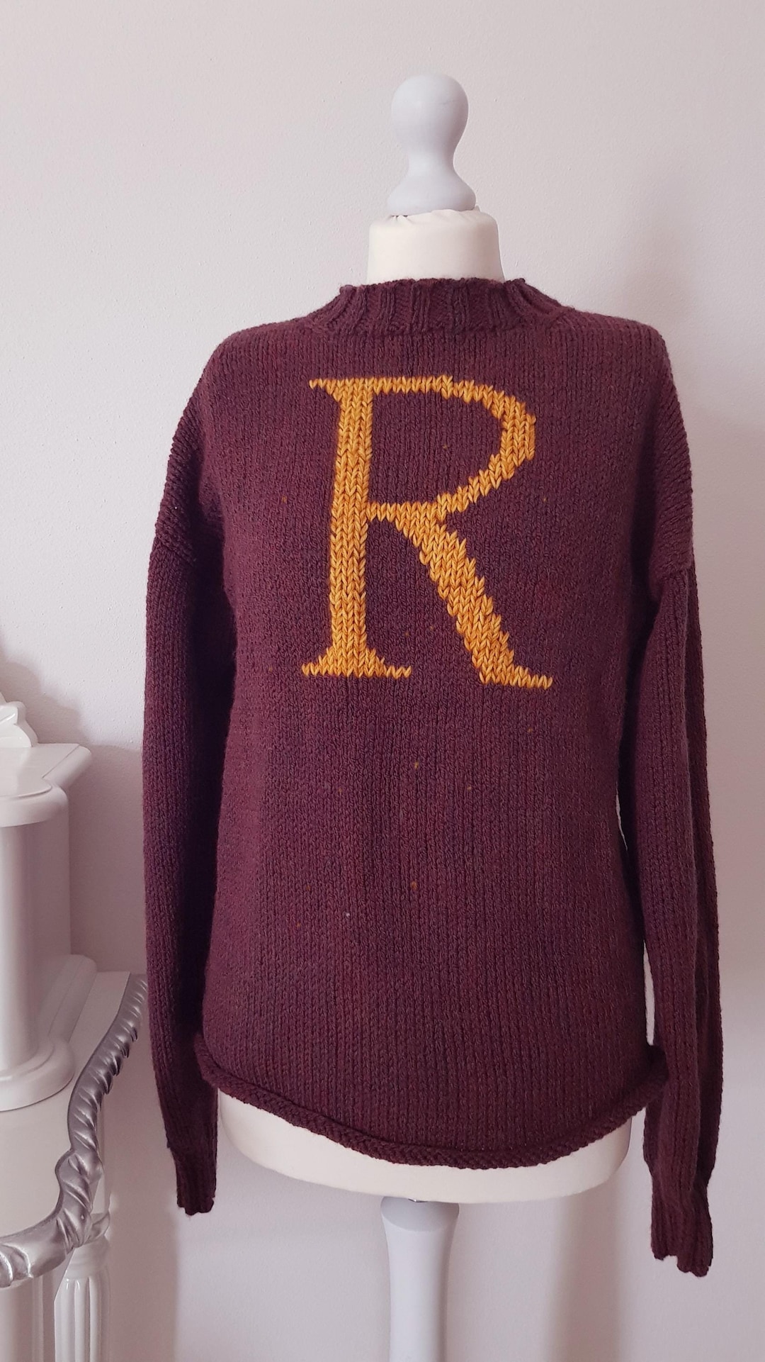 Suéter de punto hecho a mano inspirado en Ron Weasley y Harry - Main Image