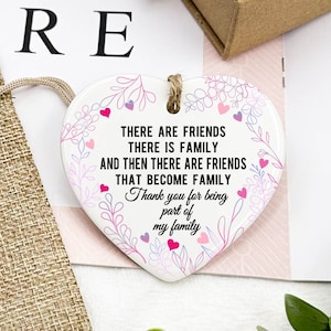 Friend Gift, Friendship Gift, Friends That Are Family Ceramic Plaque, Bff Gift, Best Friend Christmas Gift, Gift Ideas, Birthday Gift