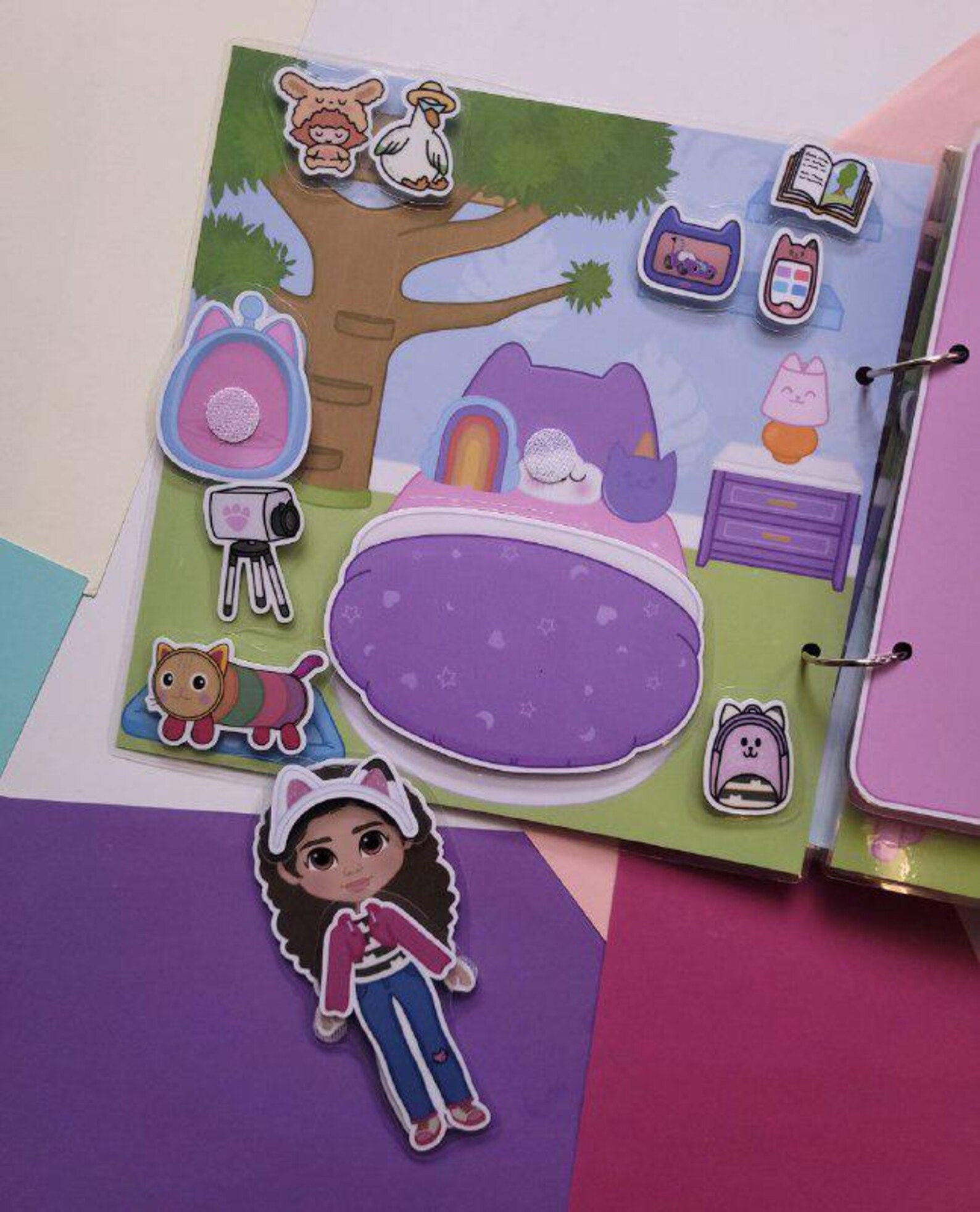 Gabby Dollhouse, Busy Book German, Playbook for Children, Montessori