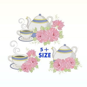 Peut inclure: Broderie représentant une théière et une tasse à thé avec des roses roses. Le motif est disponible en plusieurs tailles, comme indiqué par le texte "5+ SIZE".