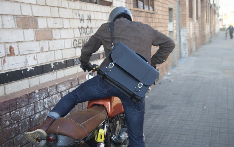 Classic Black Leather Briefcase, Black Leather Briefcase, Men's Briefcase, Office Bag, Men's Crossbody Bag, Leather Briefcase image 2