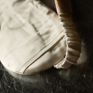 Seiden Schlafmaske mit 100% Seidenfüllung Täschchen aus Seide Oeko-tex Standard / mit oder ohne Augenkissen Lavendel Traubenkerne Weiß