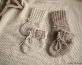 Cashmere baby socks, made from 100% GOTS organic undyed cashmere wool, first socks, the good cashmere standard ®