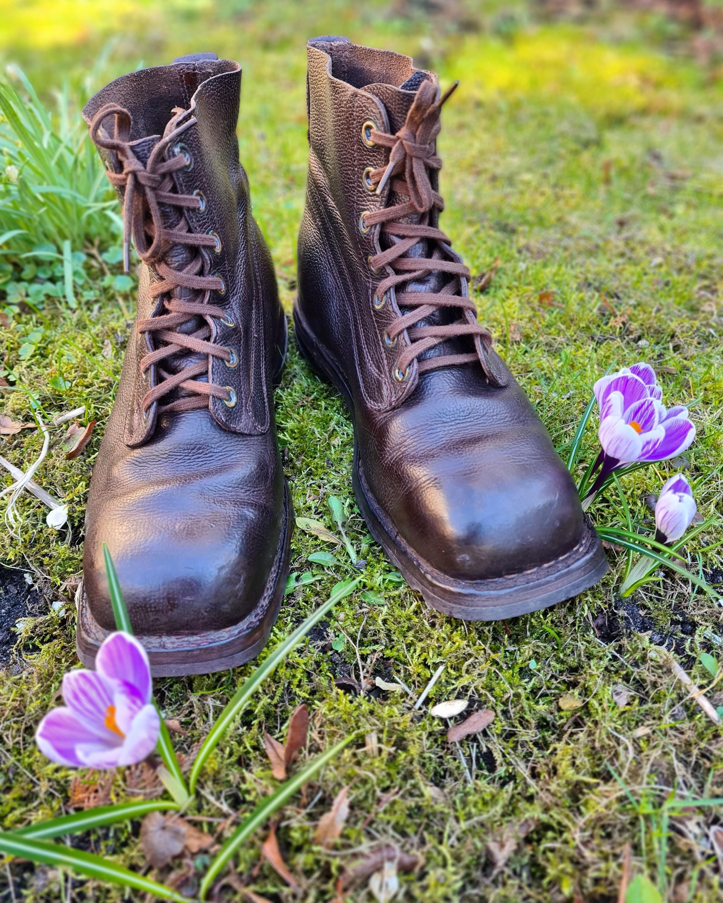 【MILTON KEYNES】 LEATHER MILITARY SUNDALS Butcher - Tan Country Calf | Barker Shoes USA
