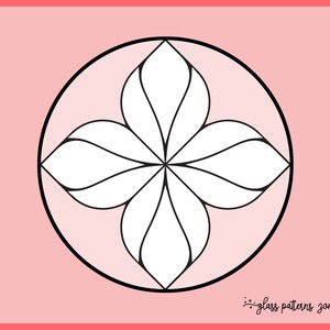 Modello di vetrata con ornamenti floreali: progetto fai da te (modello PDF)