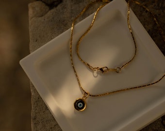 Divine Evil Eye Halskette 24k vergoldet / evil eye necklace / handgefertigter Schmuck / devil eye necklace / nazar kette gold