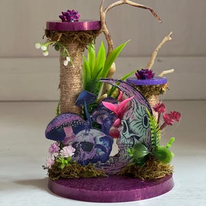 A Jumping spider enclosure play set, themed spider decor, themed, mantis decor