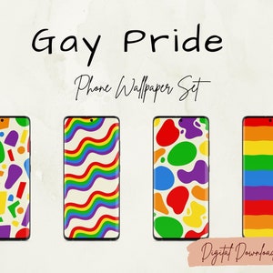 Puede incluir: Un conjunto de cuatro fondos de pantalla digitales para teléfono que presentan diferentes diseños abstractos en colores arcoíris. Los diseños incluyen un patrón de ondas arcoíris, un patrón de rayas arcoíris y dos patrones con formas abstractas coloridas. El texto "Gay Pride Phone Wallpaper Set" se muestra encima de las imágenes. El texto "Digital Download" se muestra debajo de las imágenes.