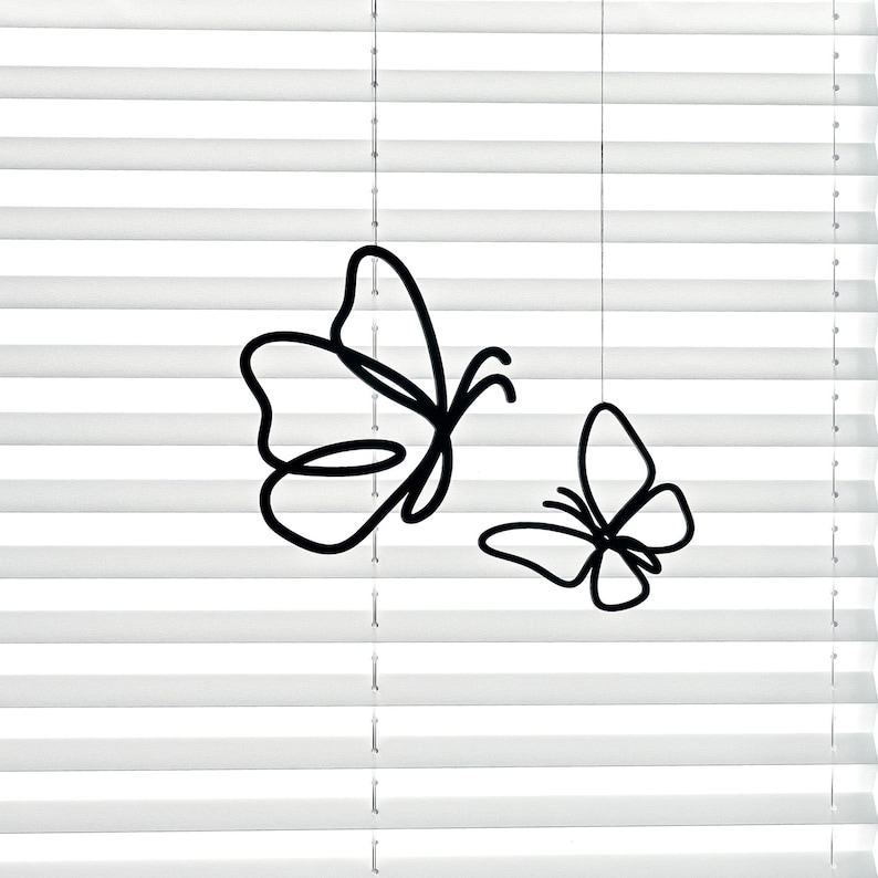 Line Art Schmetterlinge zum Aufhängen Fensterdeko Schmetterlinge aus Holz Deko hängend Fensterdeko hängend Bild 1