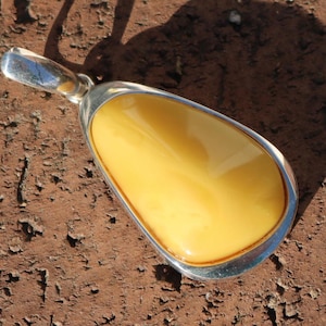 Butterscotch Baltic Amber Pendant Untreated 925 Silver Unisex