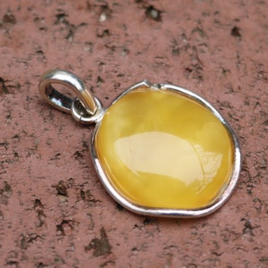 Butterscotch baltischer Bernstein Anhänger Butterscotch Wolkig 925 Silber Unisex
