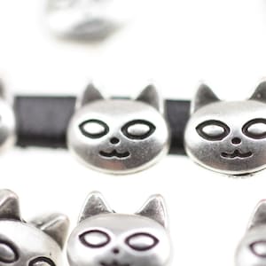 20 Cat Slider Beads, Flat Leather, Slider Cat Bracelet Beads, Animal Beads, Leather Findings, Antique Silver, High Quality, ZM330as
