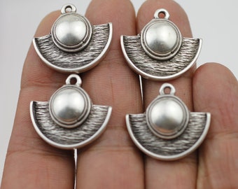 5 Tribal Charms Pendants Ethnic Style, Antique Silver, Earring Making Supplies, ZME114