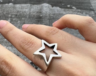 Star Ring, Silver Star Ring, Statement star ring, verstelbare ring, Sterling Silver Plated, chunky Ring, Open Ring, Cadeau voor haar R230as