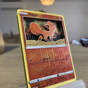 Carte 3D ShadowBox Pokemon Vulpix 17/195 Silver Tempest Art 100% fait main Diorama