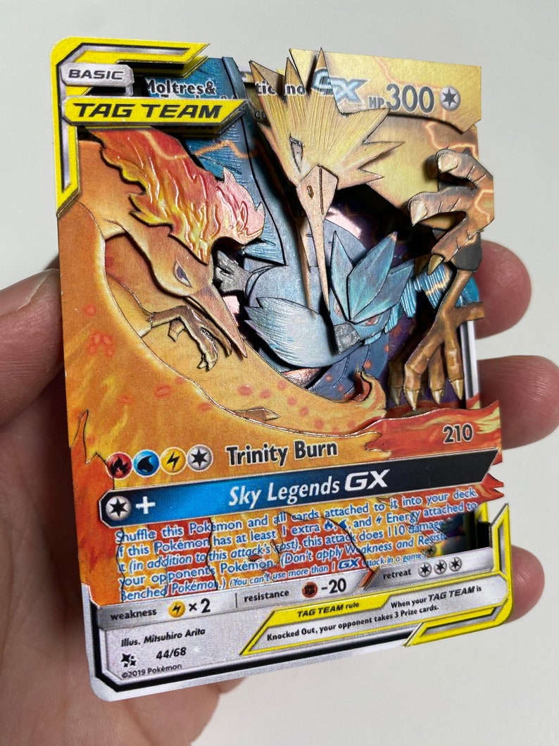 Carta 3D ShadowBox Pokemon Moltres Zapdos Articuno GX Destini nascosti Arte 100% Diorama fatto a mano immagine 1