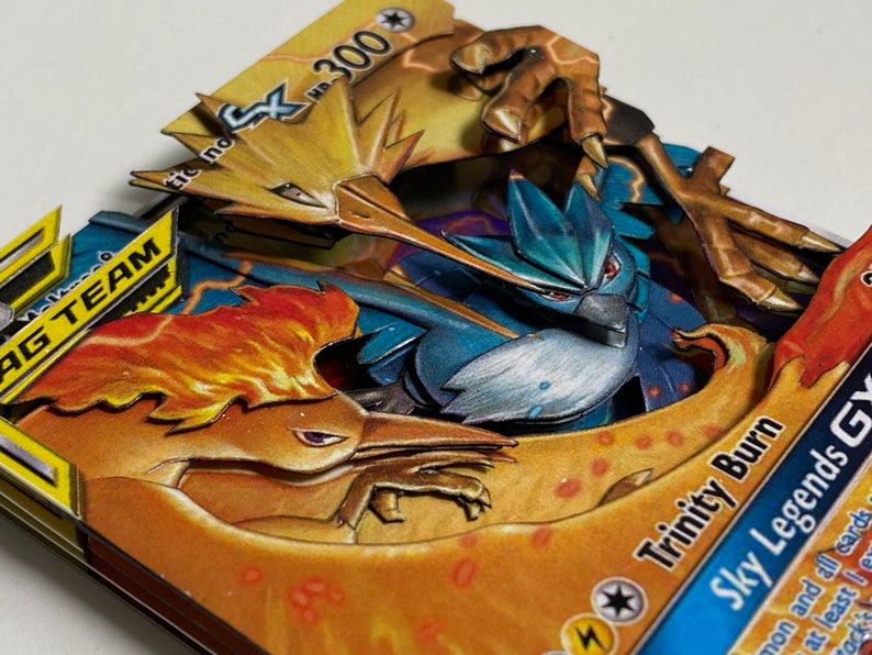 Carta 3D ShadowBox Pokemon Moltres Zapdos Articuno GX Destini nascosti Arte 100% Diorama fatto a mano immagine 4