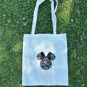 Disney Vacation Canvas Bag, Minnie Mouse Tote Bag, Minnie Mouse Tote, Handmade Gift for Disney Fan, Minnie Mouse Bow Embroidered image 2