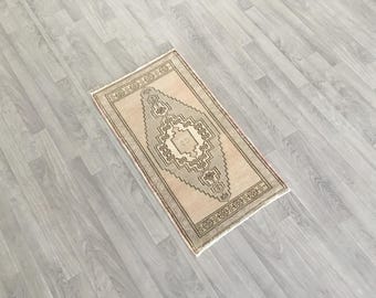 2x3 Doormat Rug, Entrance Door Mat, Wool Doormat Rug, Handmade Doormat Rug, Vintage Rug, Oushak Doormat Rug, Hand Knotted Rug 1.7x3.0 ft.