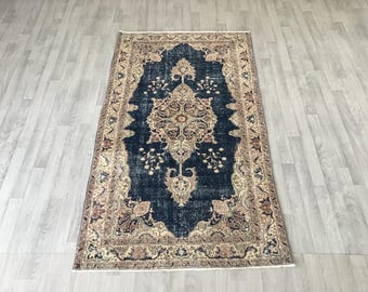 Handmade Wool Anatolian Rug: 3.6x6.4 ft. Vintage Oushak Rug