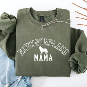 Newfoundland Mama Sweatshirt, Newfoundland Crewneck Sweater, Dog Owner Gift, Newfoundland Mom Shirt, Personalized Dog Mom Gift for Her