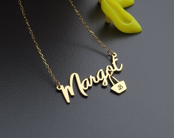 Collier de nom personnalisé, collier de nom plaqué or 18 carats, collier de nom de police Barbie, cadeau d’anniversaire pour elle, cadeau de Noël, cadeau pour fille