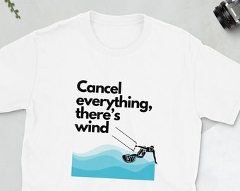 Kitesurfing kitesurf t-shirt | Kiteboarding kiteboard tshirt | Kite surfing | Surf surfer surfen geschenk tee | White grey soft t shirt
