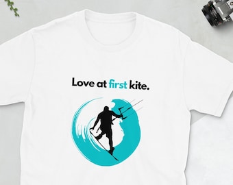 Kitesurfing kitesurf t-shirt | Kiteboarding kiteboard tshirt | Kite surfing | Surf surfer surfen geschenk tee | White grey soft t shirt
