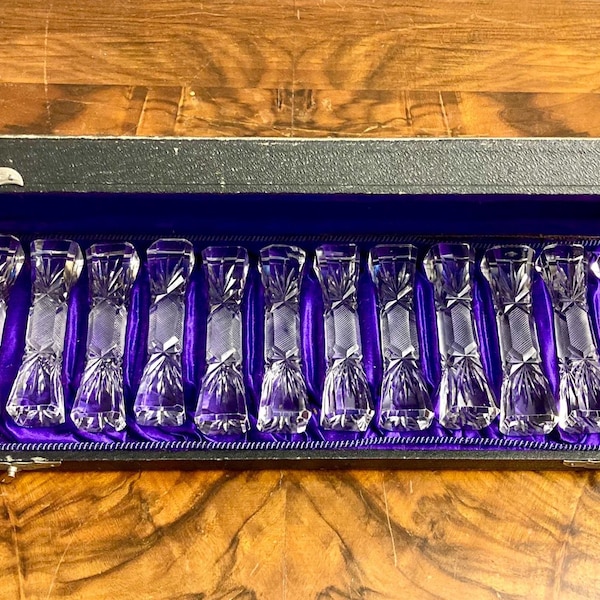 Vintage crystal knife rests in original box, 1920s