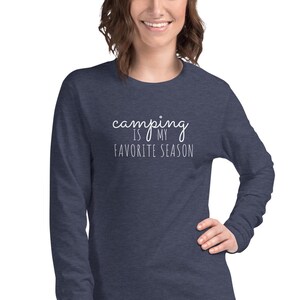 Women's Happy Camper Long Sleeve Tunic Shirt - Letter Print Casual Pullover Top (Green)