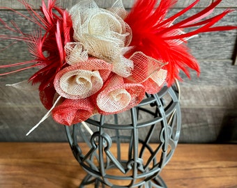 Korallencreme Fascinator