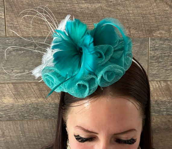 Jade & White Feather Wheel - Etsy display picture 1