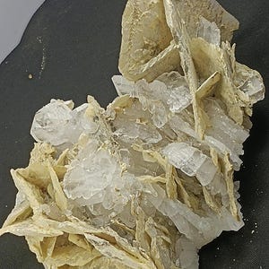 2100 g Super Faden-kwartscluster Combineer calciet uit Baluchistan, Pakistan