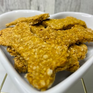 Natural Healthy Homemade Dog Treats - Pumpkin & Peanut Butter