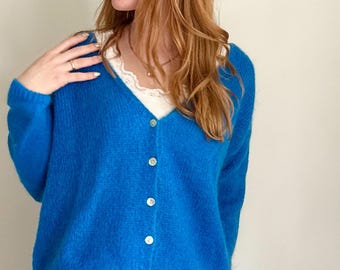 Mohair-Strickjacke - 80% Babymohair, Wolle, Locker gestrickter Pullover, Übergröße, Regular Fit, Langarm-Wrap, Kuschelige Schichtung, Royal Blue